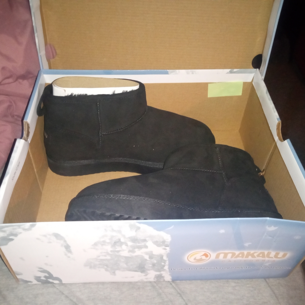 Womens Makalu Black Ankle Boots Size 6